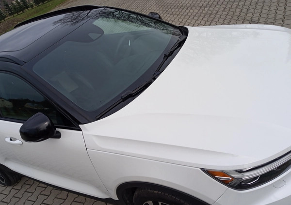 Volvo XC 40 cena 132600 przebieg: 20451, rok produkcji 2022 z Iława małe 667